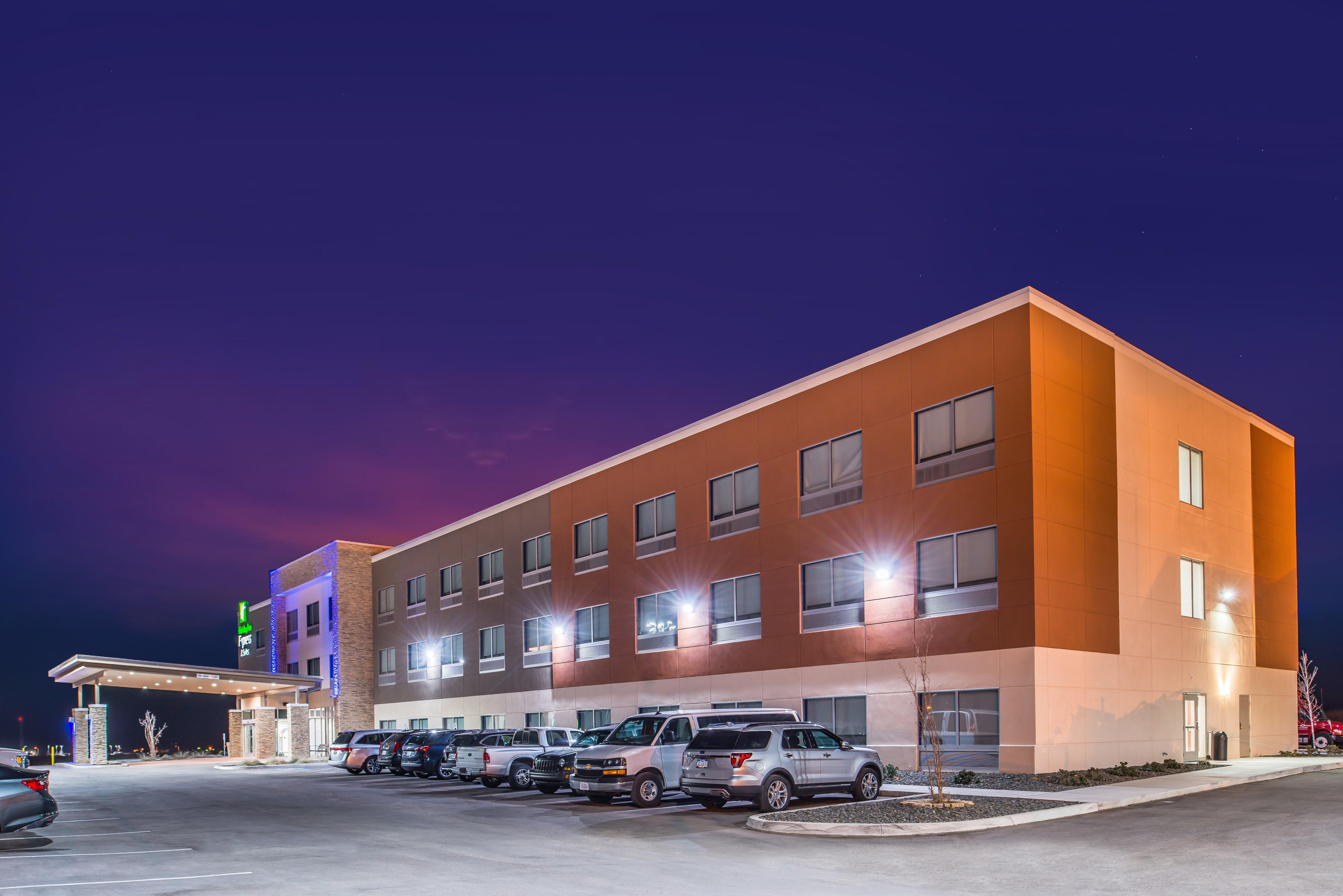Holiday Inn Express & Suites - Van Horn By Ihg Экстерьер фото
